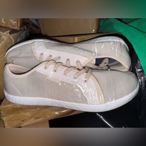Men’s‎ Cream/ white sneakers